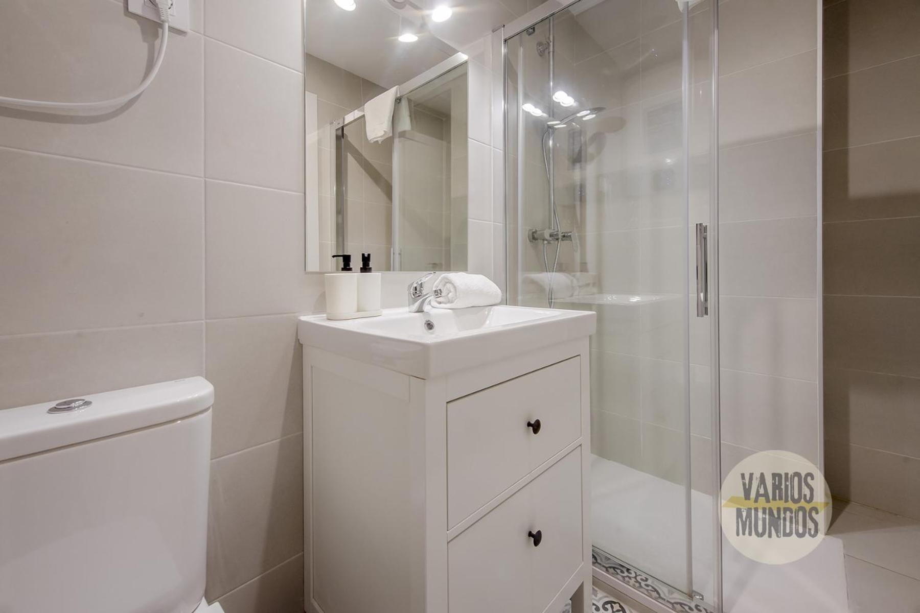 Downtown&New Apt Para 9Pax En La Plaza De Chueca Madrid Eksteriør billede